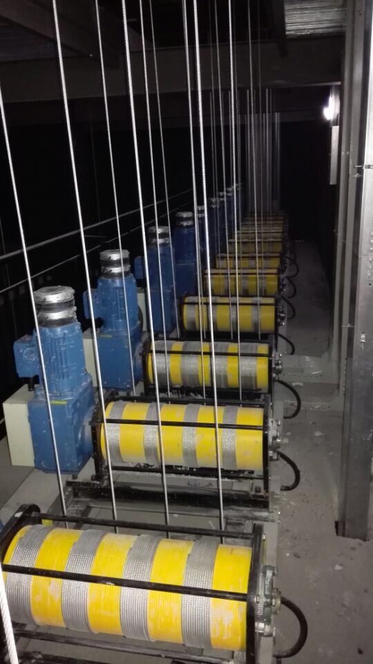 单层缠绕升降机