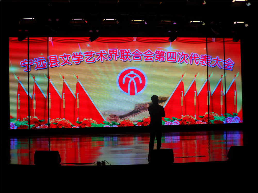 ������Զ������������